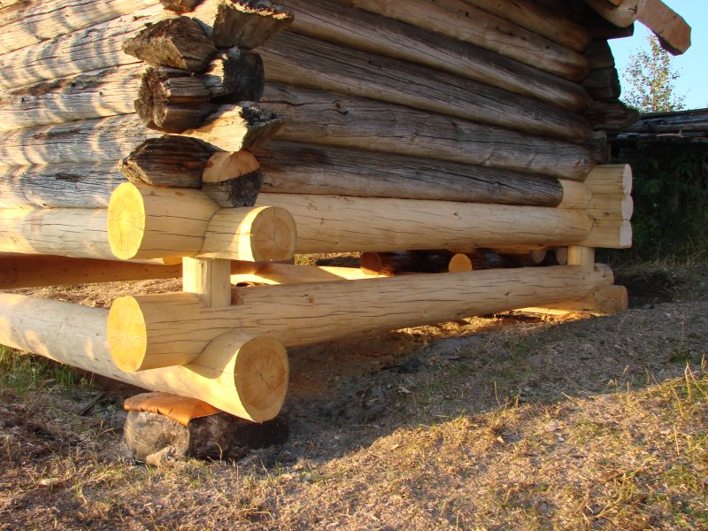 Амбар сруб