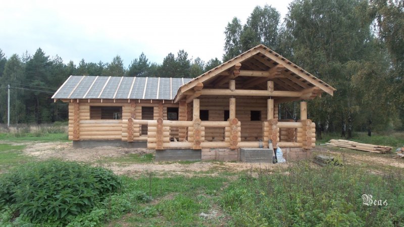 Баня из оцинкованного бревна