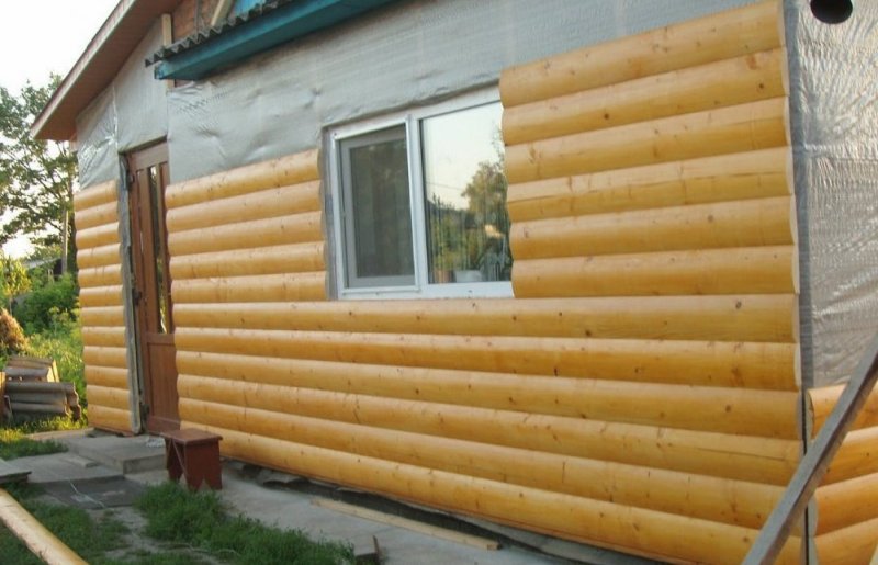 Обшивка бани снаружи блок хаусом