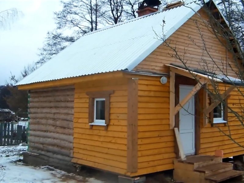 Баня на даче своими