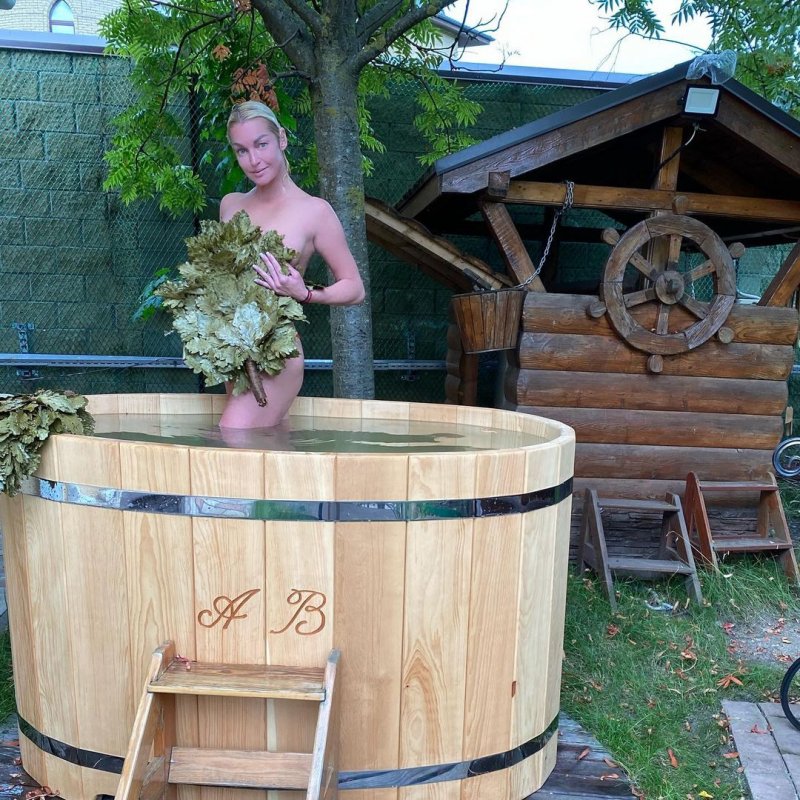 Купель с вениками