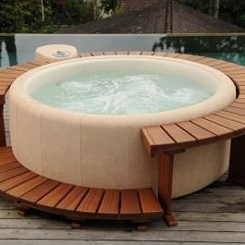 Джакузи Softub