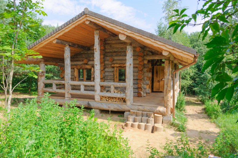 Сельская баня снаружи