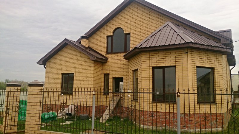 Дом из Липецкого кирпича