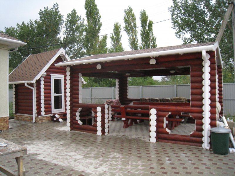 Красивые бани переходящие в беседку