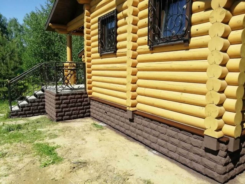 Отделка фундамента бани