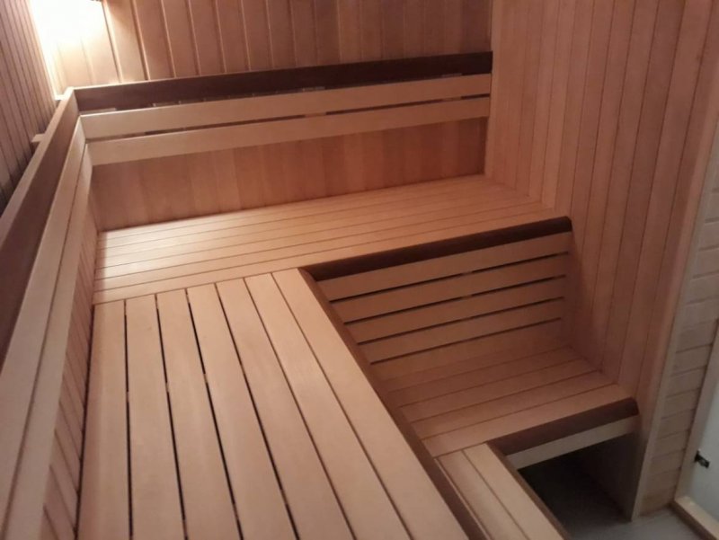 Подспинники в сауне