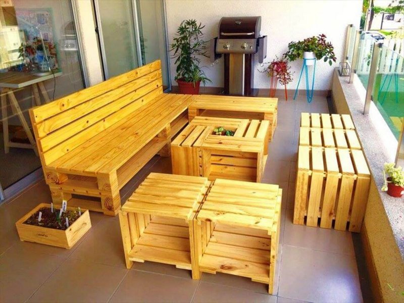 Мебель из пластиковых поддонов