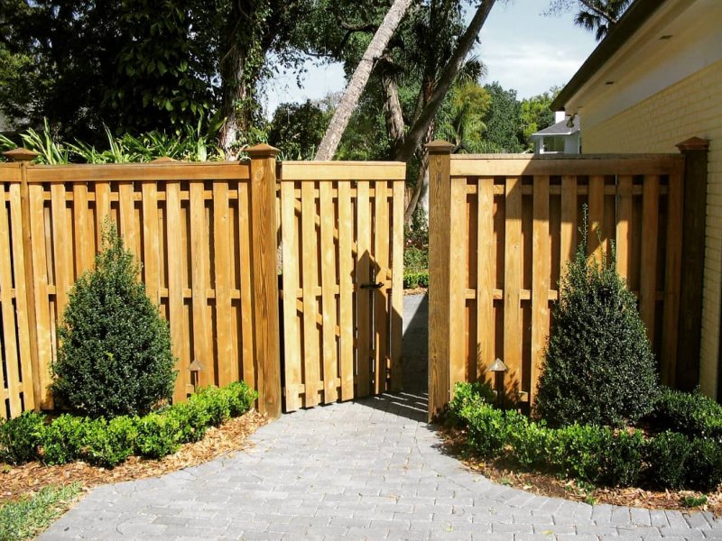 Log Fence in Home