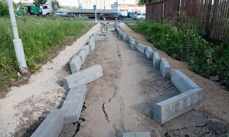 Бордюры для клумб из бетона