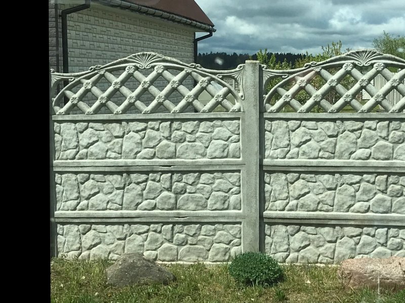 Штампованный бетонный забор