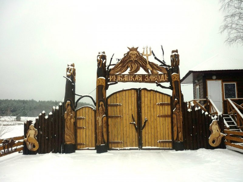 Резные ворота из Делера