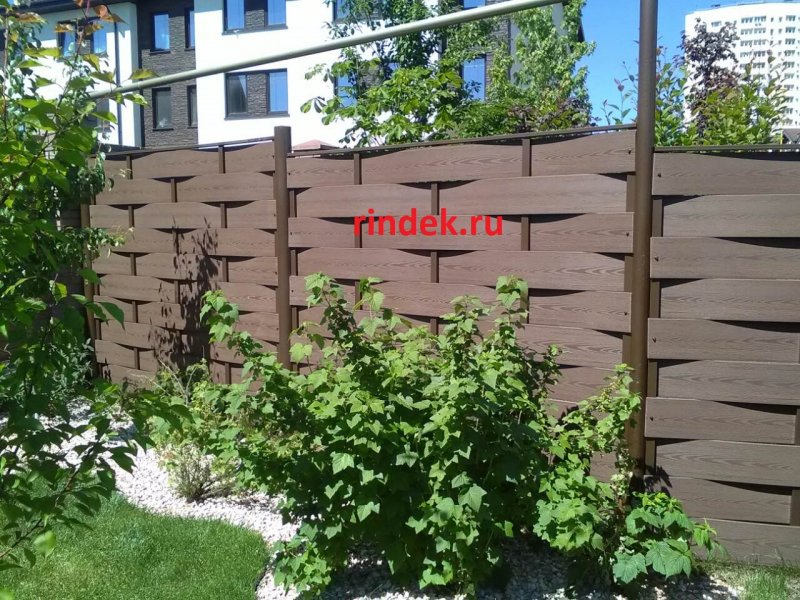 Заборчик от соседей
