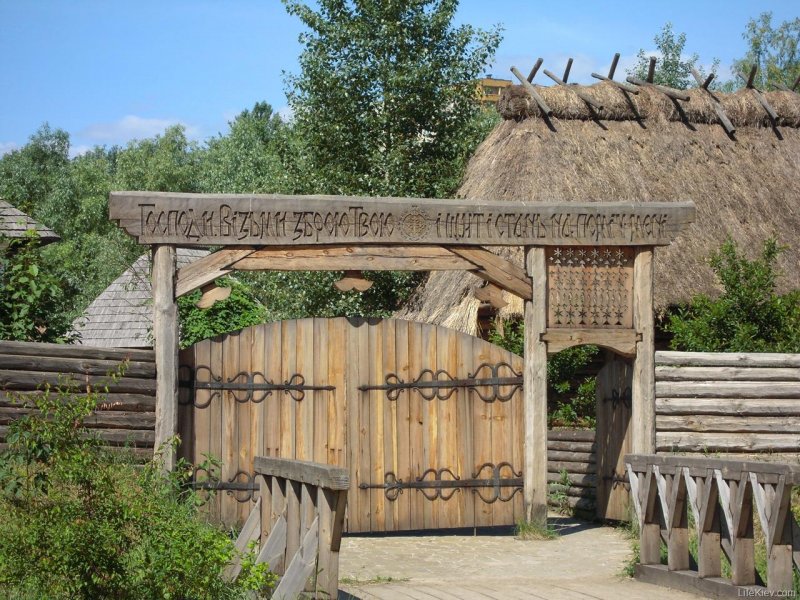Тесовые ворота древняя Русь