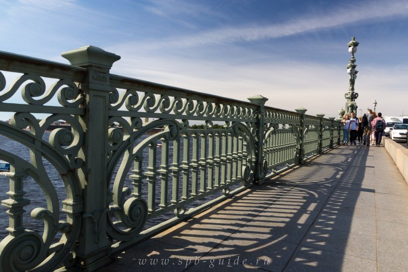 Троицкий мост решетка