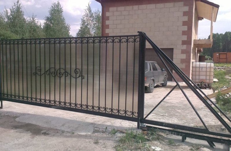 Откатные ворота из поликарбоната