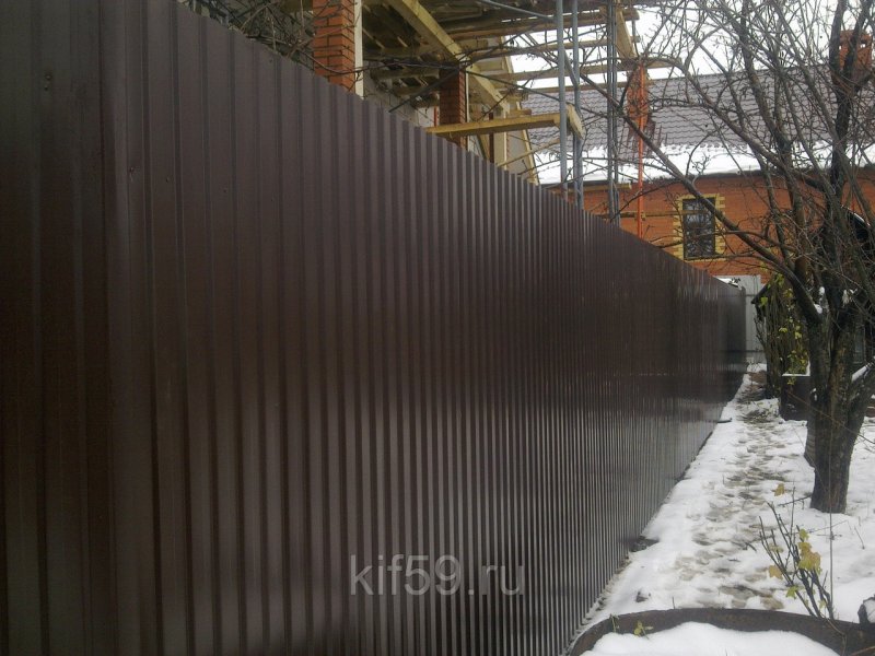 RAL 8017 профлист забор