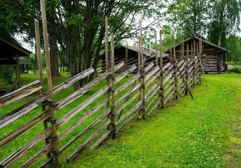 Что такое прясло в изгороди