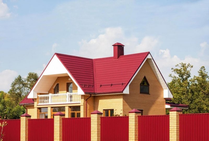 Сочетание цвета крыши и забора (43 фото)