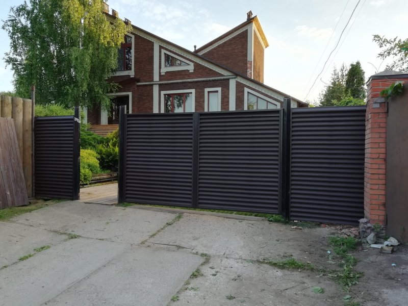 Ворота жалюзи для забора