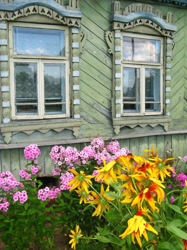 Деревенский палисадник