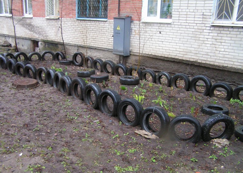 Ограждение из шин