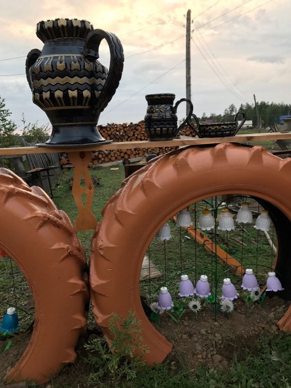 Детская площадка из колес