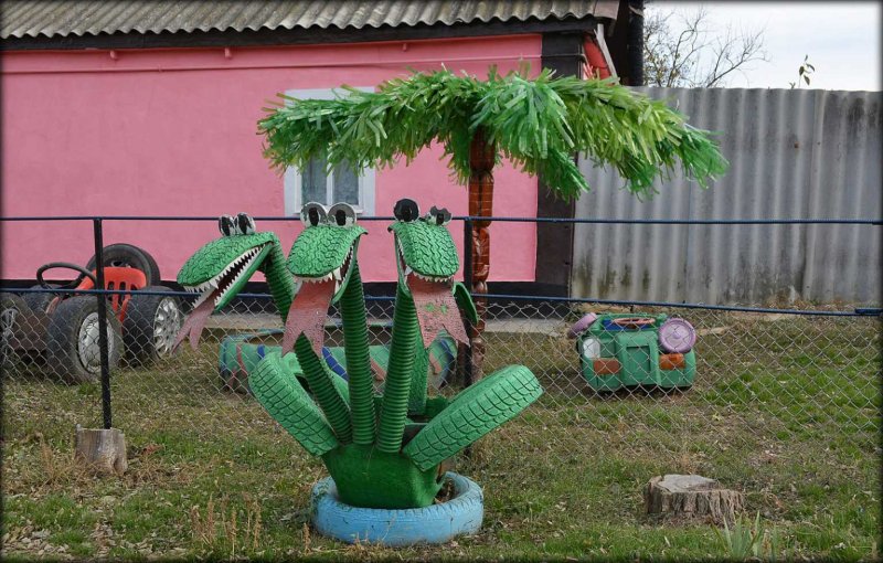 Пальма из старых покрышек