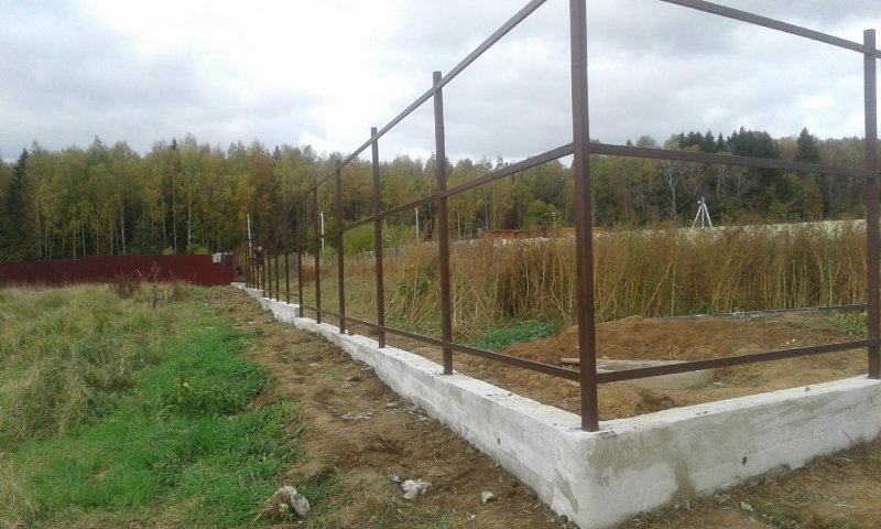 Каркас для фундамента забора