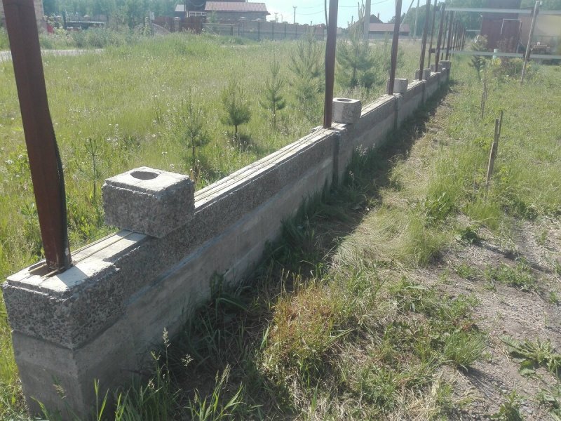 Столбы из шлакоблока для забора
