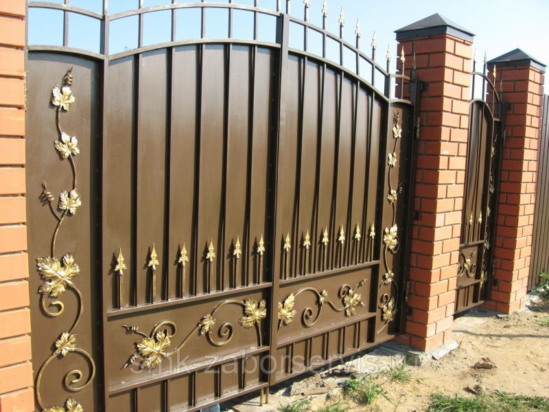 Красивые калитки для забора из металла (42 фото)