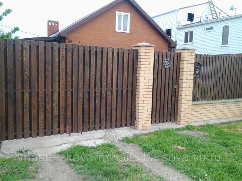 Забор штакетник шахматка