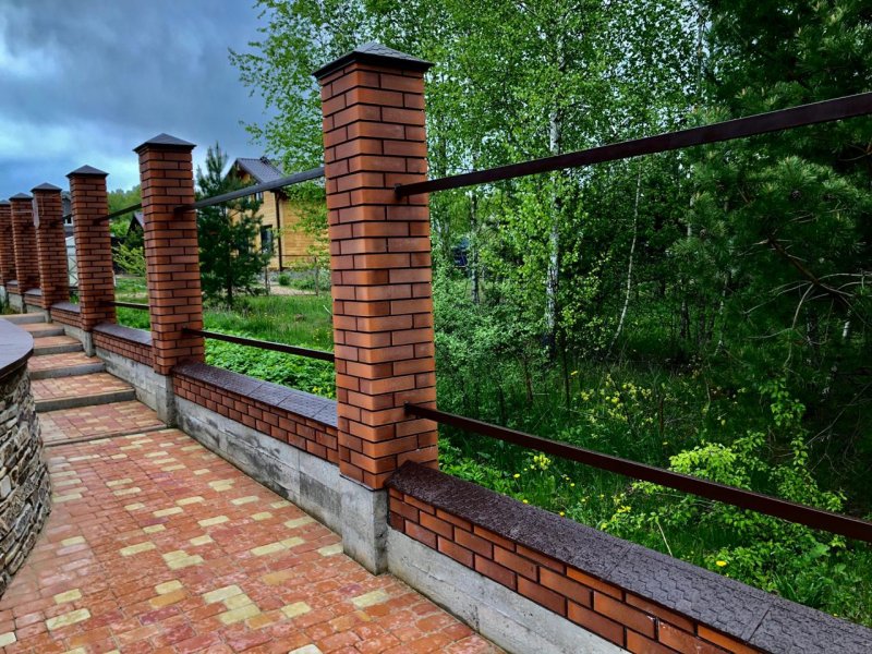 Кирпичный столб 250х250