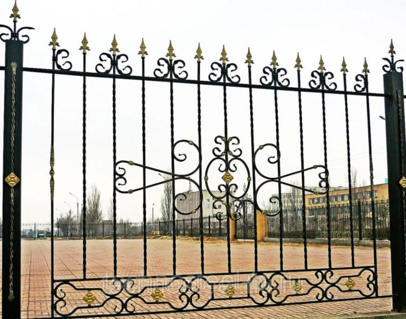 Красивые кованые заборы