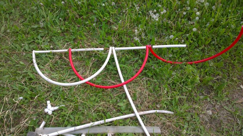 Заборчик из полипропиленовых труб
