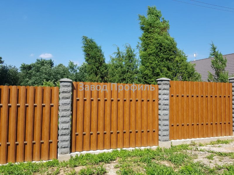 Штакетник для забора золотой орех
