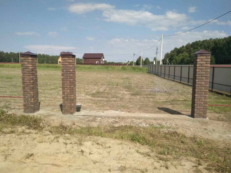 Фундамент забора колонны