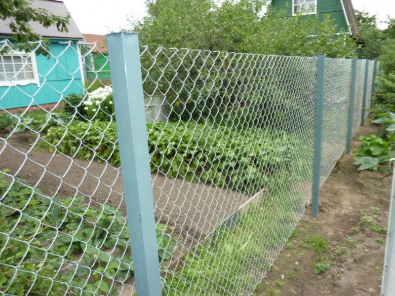 Сетка рябица жёсткий забор с колючкой