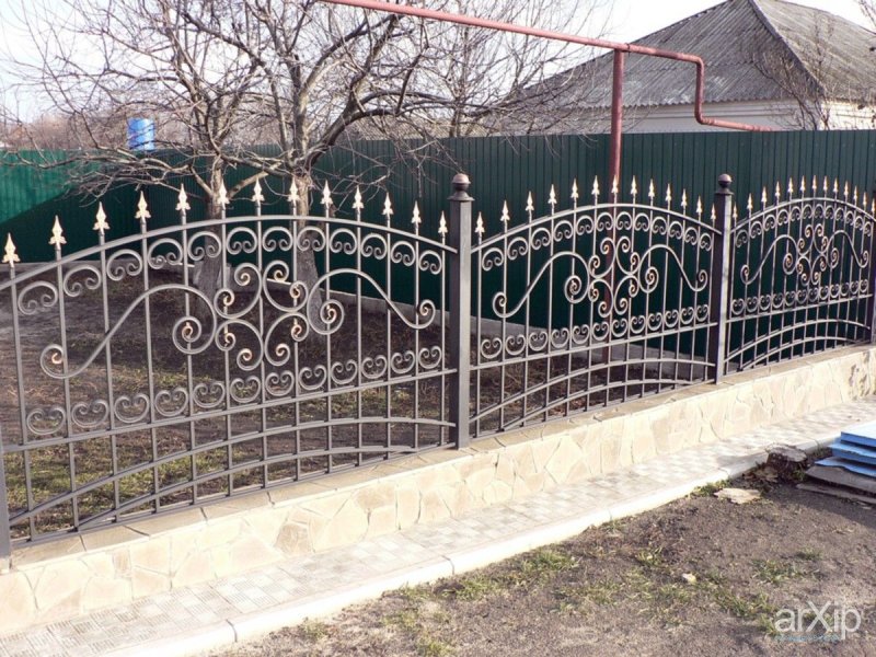 Красивые кованые заборы