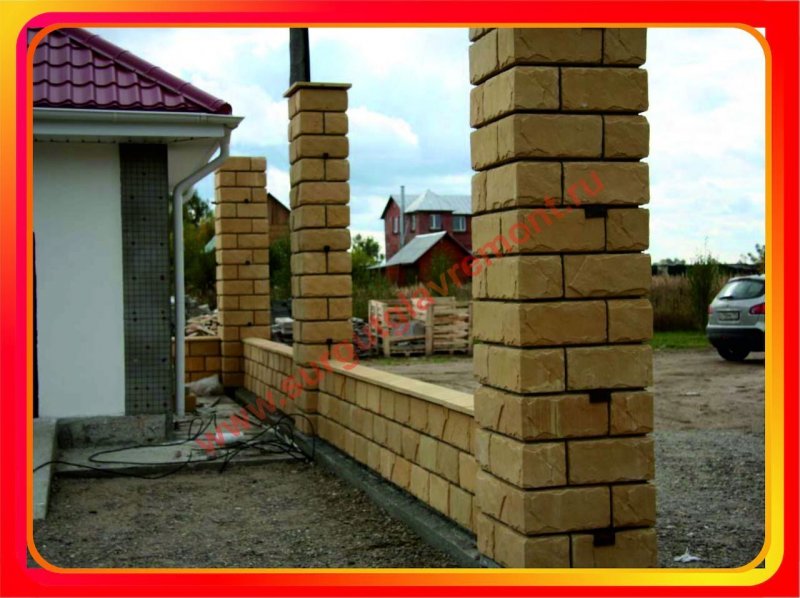 Винтовые столбики из кирпича