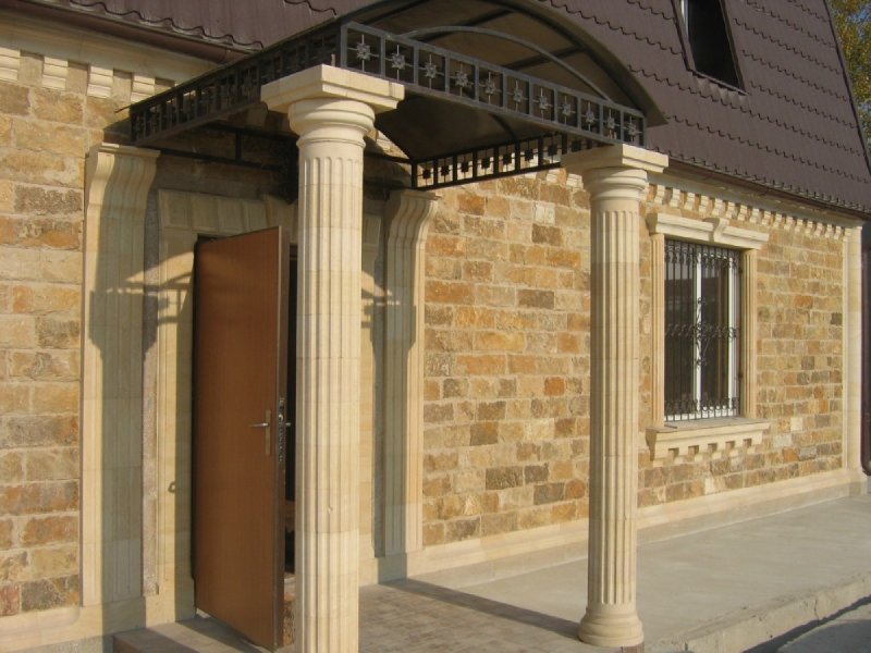 Пилястры Дагестанский камень