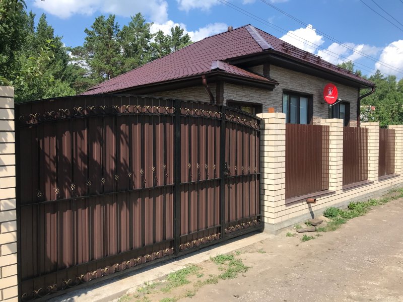 Образец забора для частного дома (69 фото)