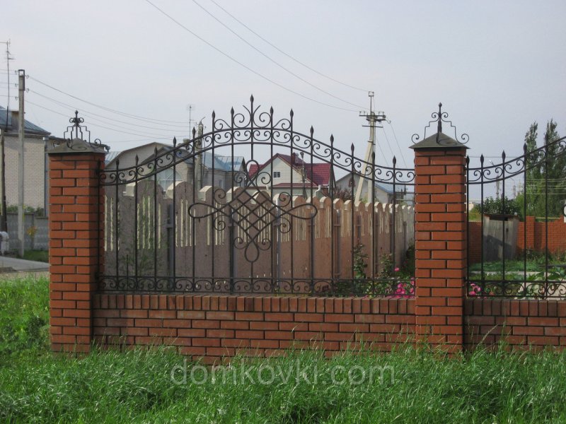 Красивые кованые заборы