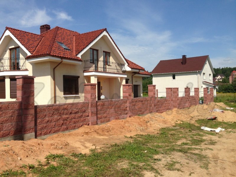 Камень заборный декоративный Бессер-бел