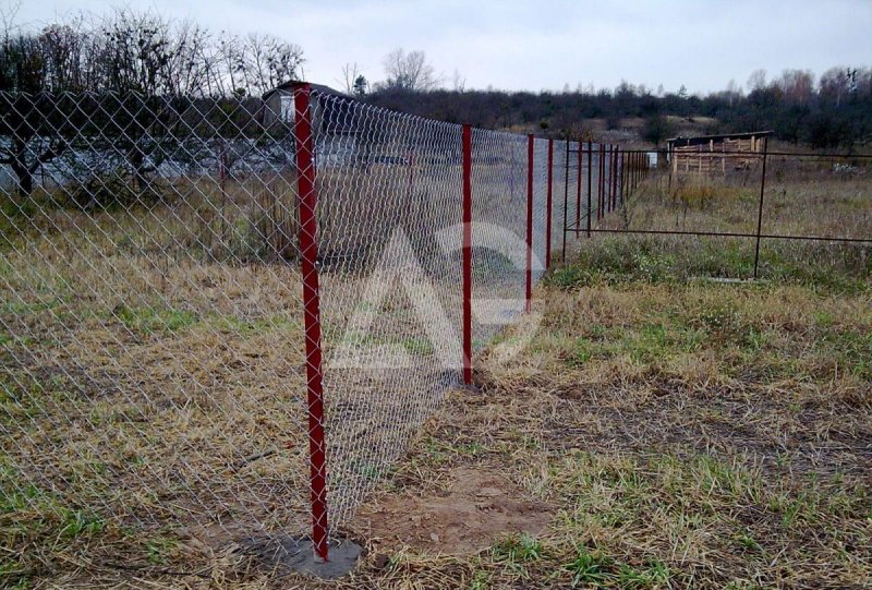 Столбы для забора из рабицы
