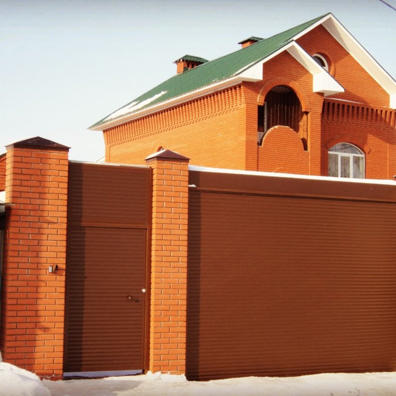 Роллетные ворота для забора