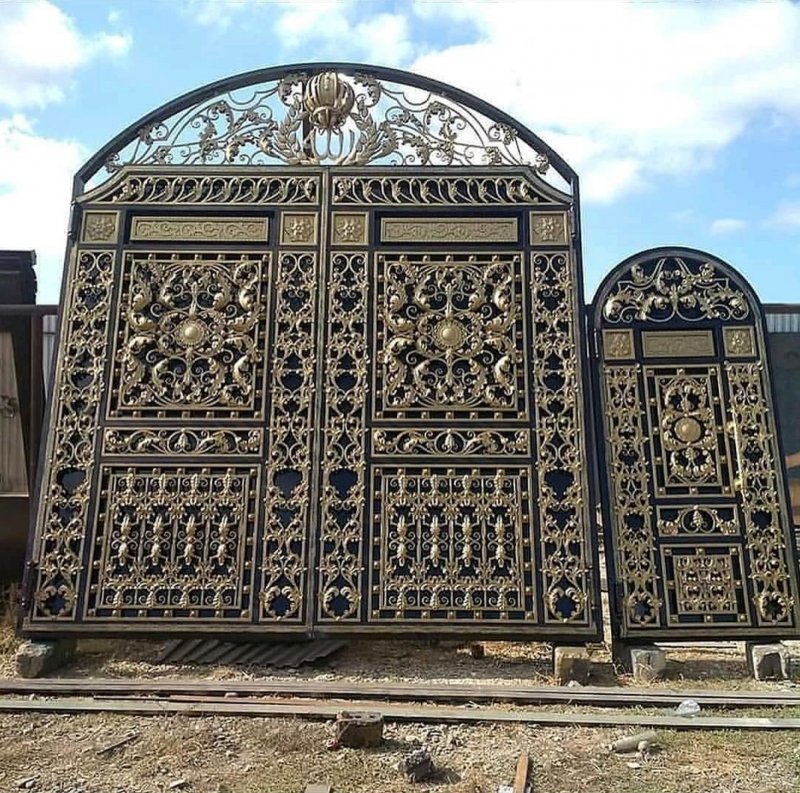 Кованые ворота в селение Викри