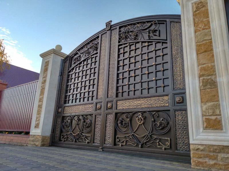 Кованые ворота Викри Дагестан