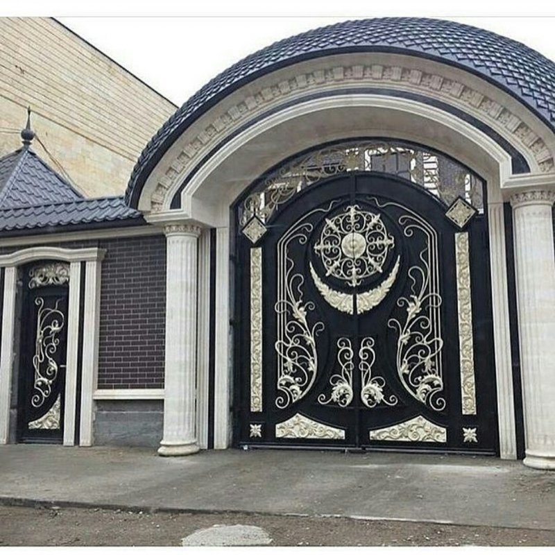 Кованые ворота кузнец