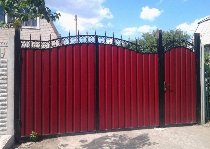 Ворота распашные профлист 3м